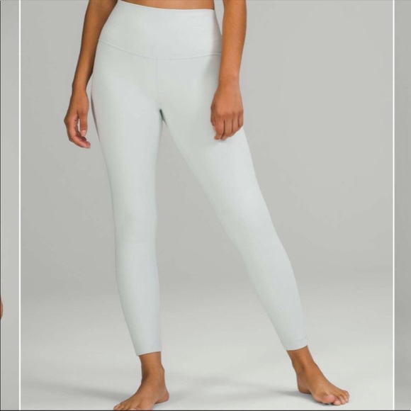 Lulu NWOT Align 25” Ocean Air size 8 - Picture 4 of 11